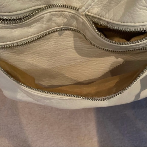 Kate & Mel White Shoulder Bag - Picture 7 of 12